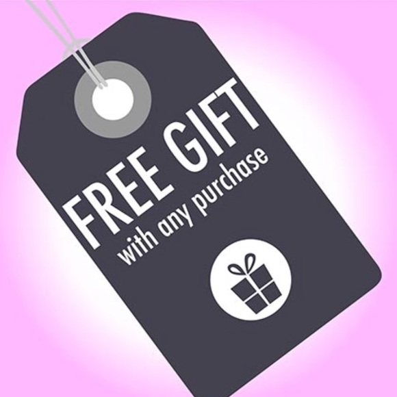 Long Gold Owl Necklace - Picture 4 of 4